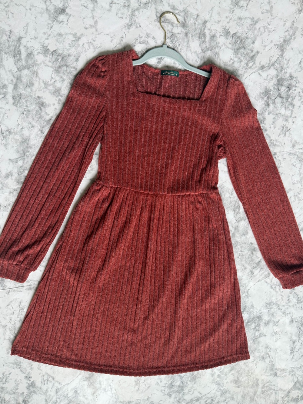Women’s Ribbed Long-Sleeve Knit Dress in Rust Red small
